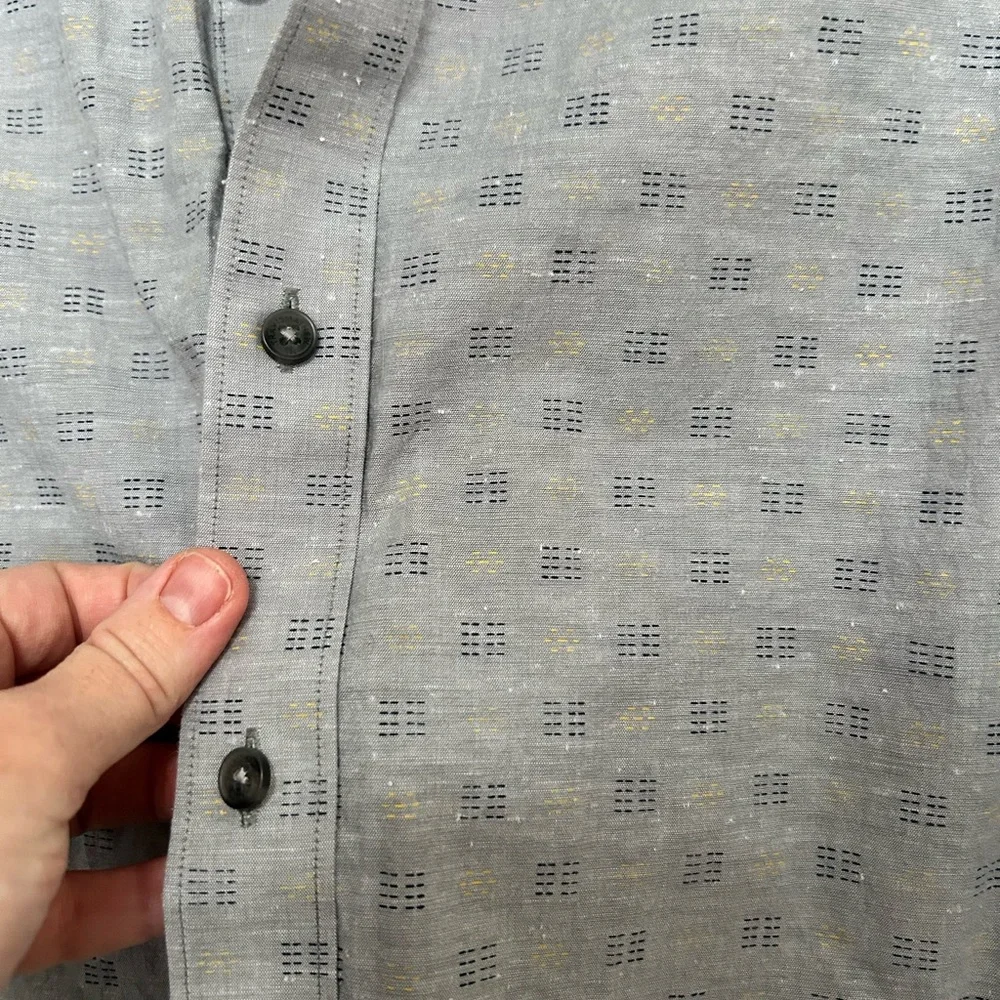 Travis Mathew bocce‎ ball short sleeve button up size small